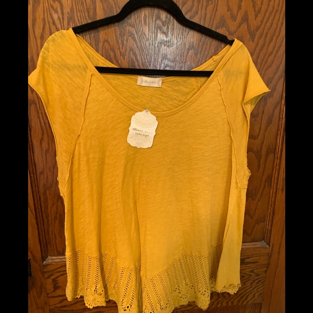 Yellow flowy top